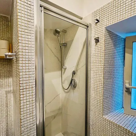 Vaticana 9 Appartamento *